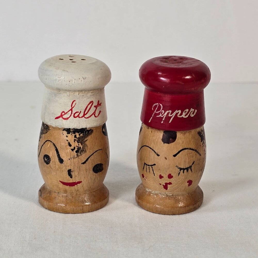 Vintage Wooden Salt Pepper Shakers Chef Faces Hand Painted Mid Century Kitchen